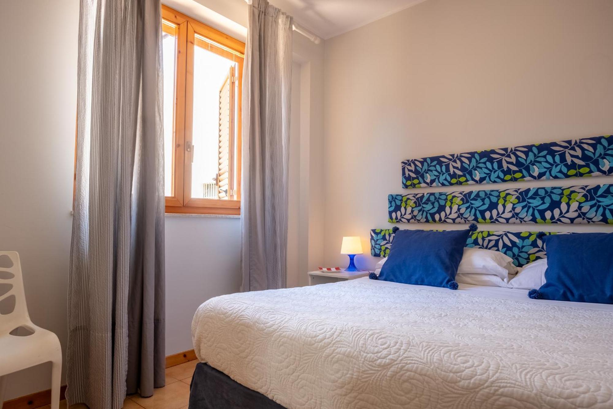 Apple House Apartment Giardini Naxos Bagian luar foto